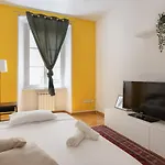 דירה Sotto Casa C'e Mentre Dentro Abita Bukowski *