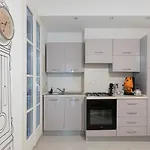 Sotto Casa C'e Mentre Dentro Abita Bukowski דירה *
