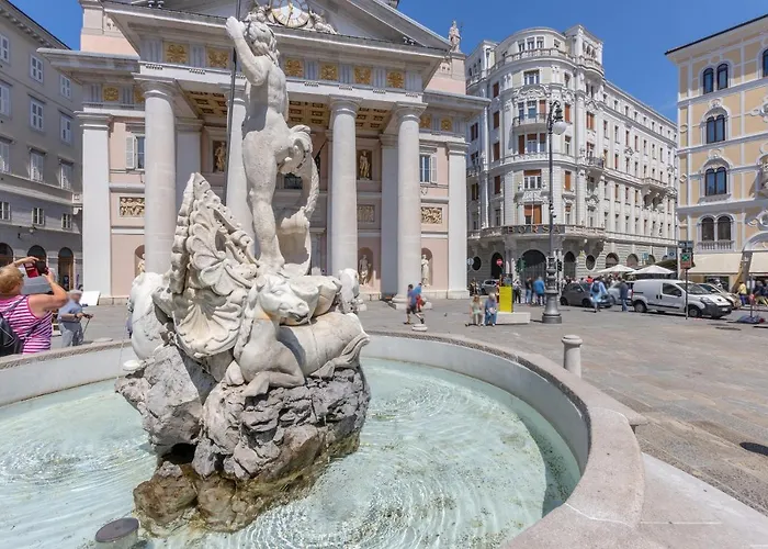 Appartement Charme Bukowski, A Centro Con Parcheggio Trieste