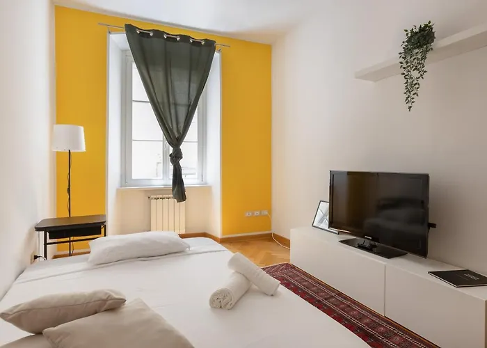 Apartamento Charme Bukowski, A Centro Con Parcheggio *